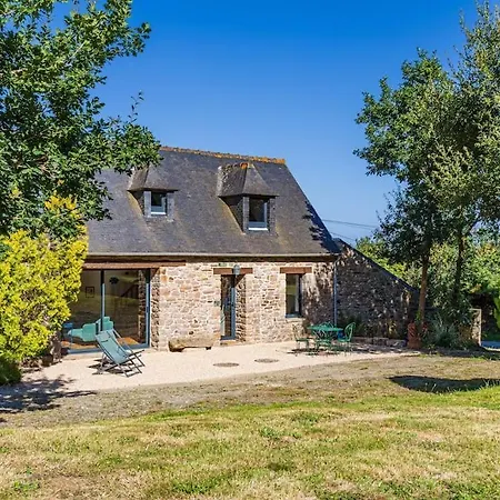Charmante Maison A 20 Minutes Des Plages Holiday home Saint-Clet